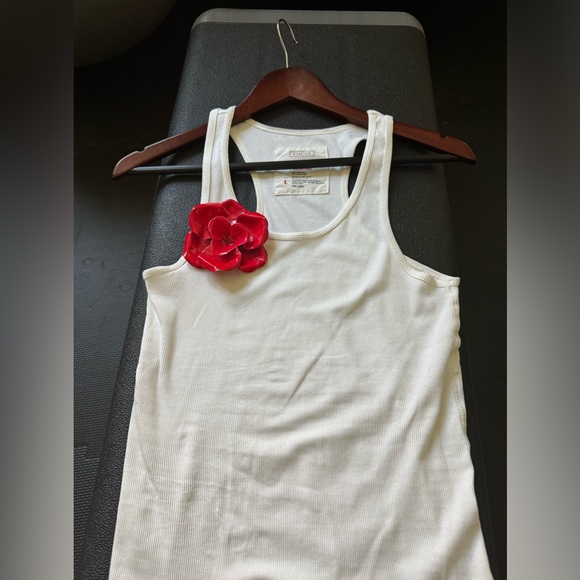 Really old rose broach. 75/80 years old mint condition - Picture 1 of 4